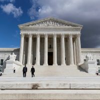 Corte Suprema evaluará rápidamente si Trump tiene potestad para imponer aranceles generalizados