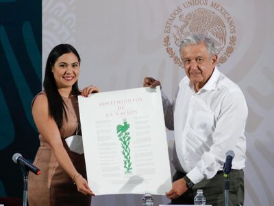 AMLO exige resolver el desabasto de medicamentos "sin excusas de ningún tipo"