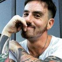 ¡Parece otro! ¿En qué estaba pensando Fede Bal cuando decidió este radical cambio estético?
