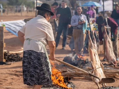 Asado, tradición y turismo: cuándo será la fiesta del chivito en Rincón de los Sauces