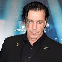 ¡Inesperado! El rockero Till Lindemann hospitalizado. ¿Qué pasó?