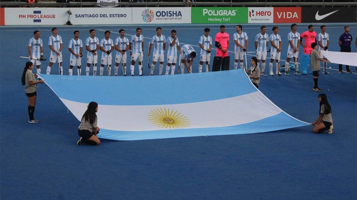 Los Leones aplastaron a Pakistán