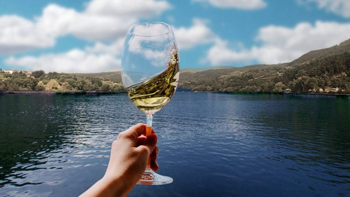 Propuesta por el río de enoturismo. Fuente: (Instagram)