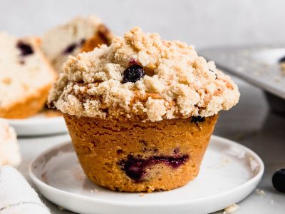 Muffins de frutos rojos, iguales a los de Starbucks: la receta económica y perfecta para resolver tus meriendas