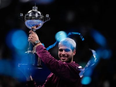 Alcaraz vence a Fritz y se lleva el Abierto de Japón para su octavo título del año