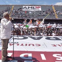 Miles de personas toman las calles por marcha LGBTTTI y triunfo del Tri en la CDMX