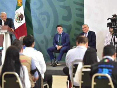 “Ya no le quería contestar el teléfono”: AMLO sobre insistencia de Samuel García con planta Tesla