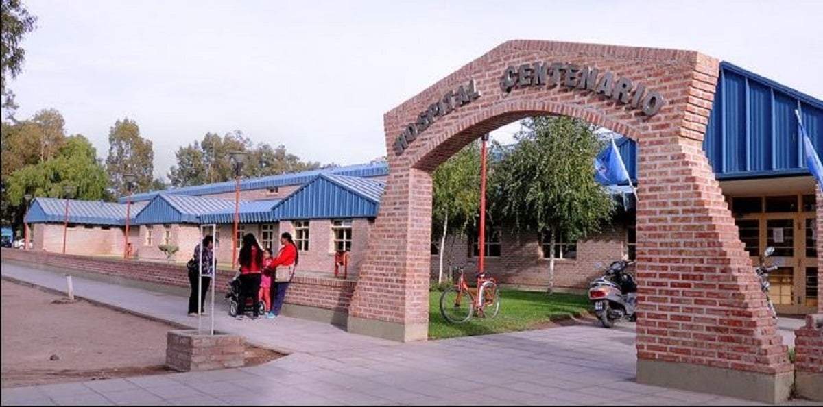El gobierno llamó a concurso para elegir al nuevo director del hospital Centenario Dr. Natalio Burd. Fuente: (Neuquén Post)
