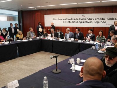 Morena y aliados avalan en comisiones del Senado la Ley de Ingresos 2023