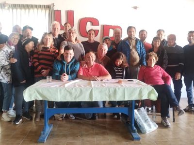 La UCR neuquina se reunió en Zapala, pero no logró cuórum para sesionar ni avanzar en acuerdos
