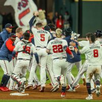 Bravos derrotan a Dodgers en el primer juego de la Serie de Campeonato