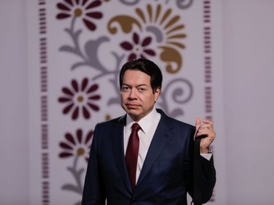 SEP busca dar marcha atrás a la prohibición de venta de comida chatarra en escuelas del país