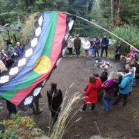 Mapuches de Neuquén piden la intervención del Rolando Figueroa ante el desalojo de una comunidad en el lago Correntoso