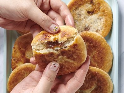 La receta de Hotteok, el postre favorito de Suga de BTS, que es muy fácil de hacer en casa