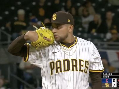 Debuta el primer mexicano en la temporada 2025 de la MLB (Video)