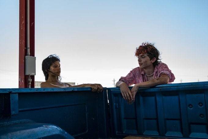 Película "Hasta los huesos", con Timothée Chalamet y Taylor Russell