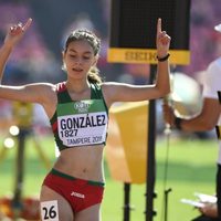 Alegna González, el éxito detrás de la soledad