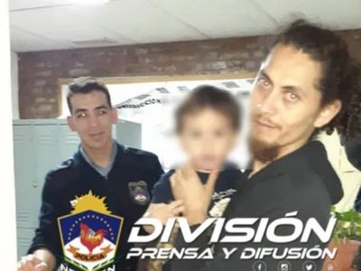 Policías de Neuquén salvaron la vida a un bebé que no podía respirar