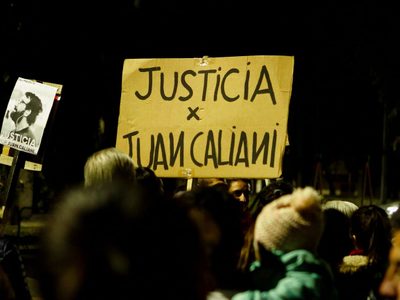 Estudiantes tomaron la Escuela de Enfermería en rechazo a la reincorporación de uno de los responsables del asesinato de Juan Caliani