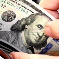 Se desplomó el dólar Blue: perdió 9 pesos en relación a la semana pasada