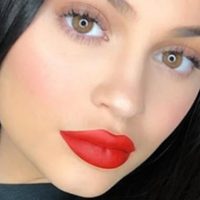 ¡Se fue al extremo! Kylie Jenner se lo quita muy despacio y deja ver lo que nunca antes enseñó