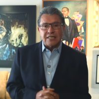 Ricardo Monreal califica de “injerencia grosera” las suspensiones contra la reforma judicial
