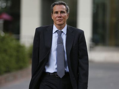 Un intelectual M apuntó contra el Ni Una Menos por "ocultar" el "crimen" de Nisman