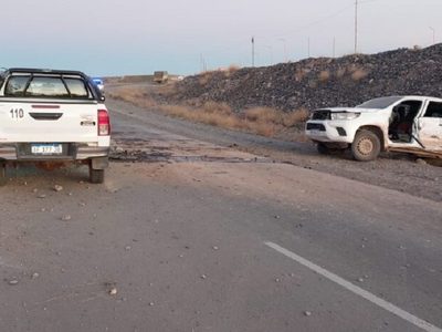 Siniestro vial en la ruta 51: dos camionetas de empresas petroleras impactaron y hubo heridos