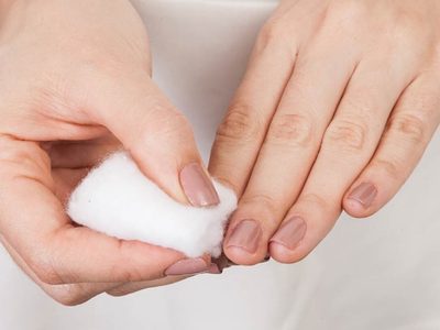 Los quitaesmaltes están carísimos: mirá este increíble truco para ahorrarlos al máximo y facilitar su uso