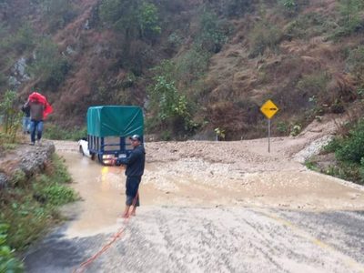 AMLO promete ayuda a damnificados por el huracán Agatha: “No están solos”