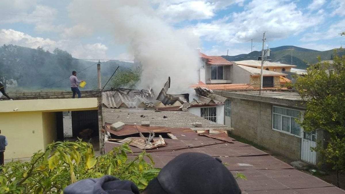 El domicilio sobre el cual cayó la aeronave estaba vacío
