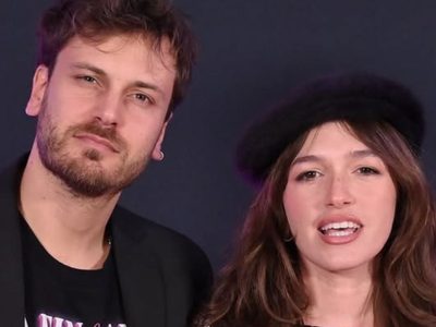 Así es la minimalista casa de Andrés Gil y Cande Vetrano: plantas de hojas XL, huerta propia y un divino jardín