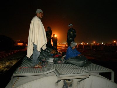 HRW exhibe los abusos que genera el plan Quédate en México y emite recomendaciones