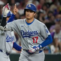 Ohtani iguala su récord de jonrones y Dodgers ganan el título divisional
