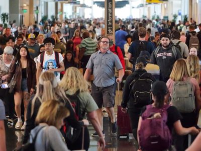 EU eliminará requisito de prueba covid-19 para viajeros aéreos