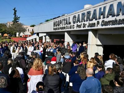El Gobierno dispuso un aumento del presupuesto para hospitales nacionales y personal de salud