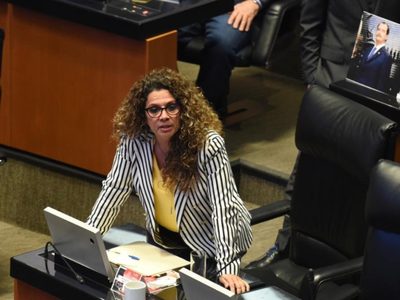 Senadora de Morena amenaza con difundir video íntimo de Lilly Téllez