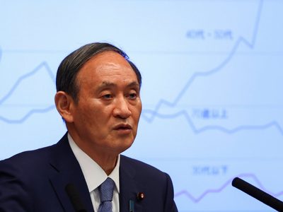 El primer ministro de Japón anunció que dimitirá al cargo antes de las elecciones