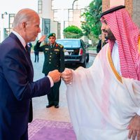 El príncipe saudita le recrimina a Biden los delitos humanitarios cometidos por EU
