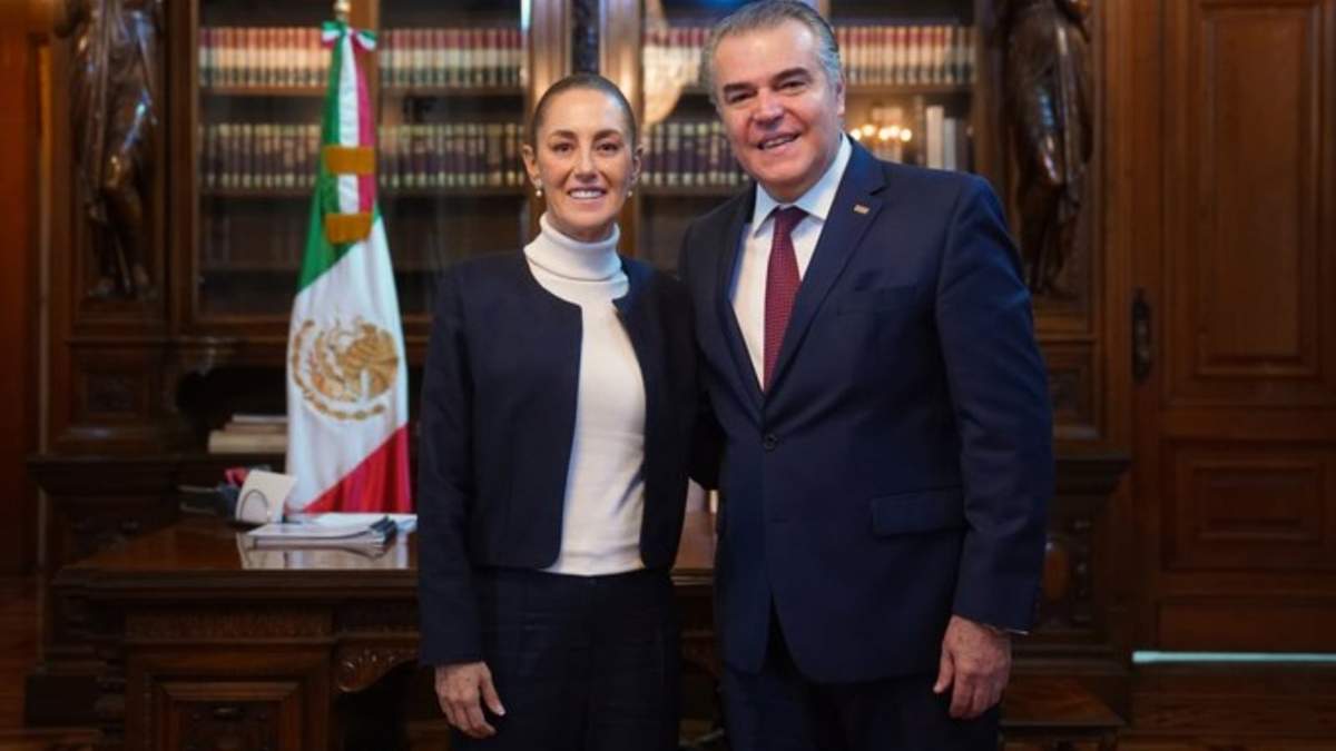 Sheinbaum y Francisco Cervantes Díaz, presidente del CCE