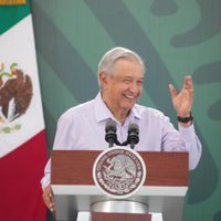 Orden a Alcocer sobre desabasto de medicinas no fue un regaño, "le tengo toda la confianza": AMLO