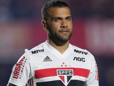 El inédito dato alrededor de los títulos de Dani Alves y el problema que representa en San Pablo