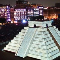 Así puedes disfrutar del espectáculo de luces con réplica de la Pirámide de Kukulcán en el Zócalo