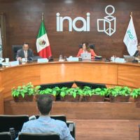 El INAI ordena hacer públicos la tesis y el título profesional de AMLO