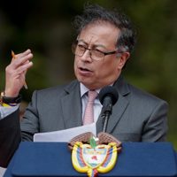Presidente colombiano niega padecer problema de salud grave; admite momentos difíciles