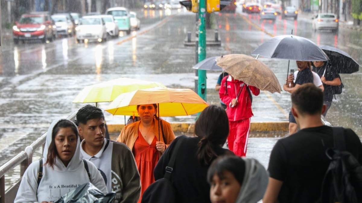 Todas las lluvias pronosticadas podrían estar acompañadas con descargas eléctricas, rachas fuertes de viento y posible caída de granizo