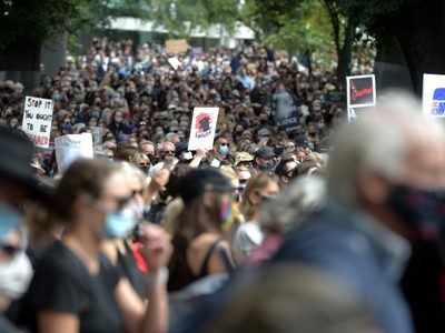 Miles de mujeres marchan en Australia contra la violencia y el acoso