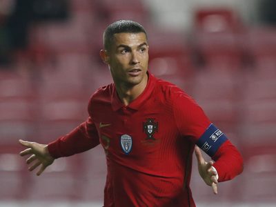 Los dos tremendos récords que alcanzó Cristiano Ronaldo