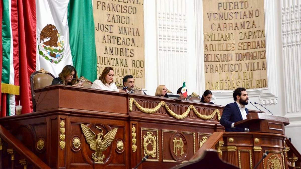 Comparecencia del titular de la Secretaría de Administración y Finanzas, Juan Pablo de Botton