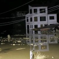 Primeras lluvias provocan avalancha de lodo en un barrio de La Paz, Bolivia sin víctimas (Video)